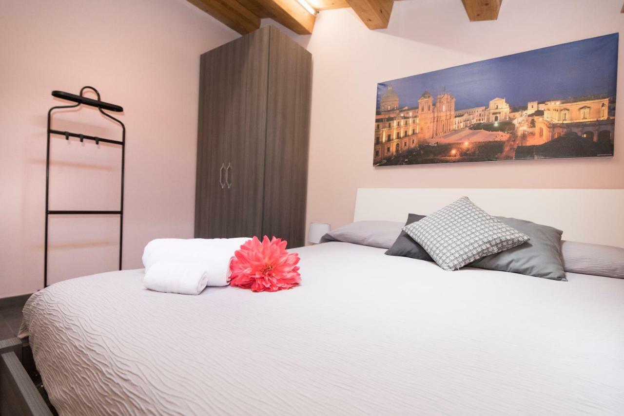 Casa Malacla B&B 노토 외부 사진